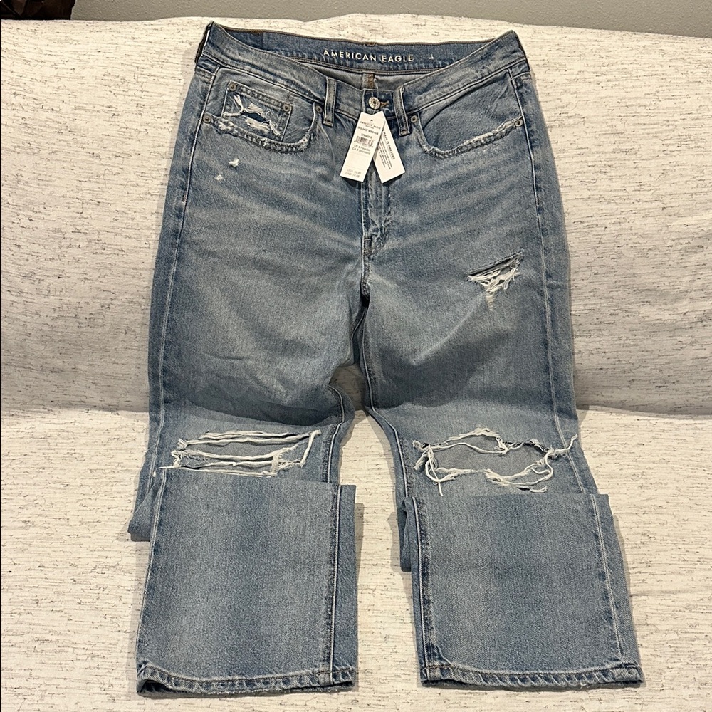 American Eagle Outfitters Women's Light Blue Distressed Baggy Straight Leg Jeans